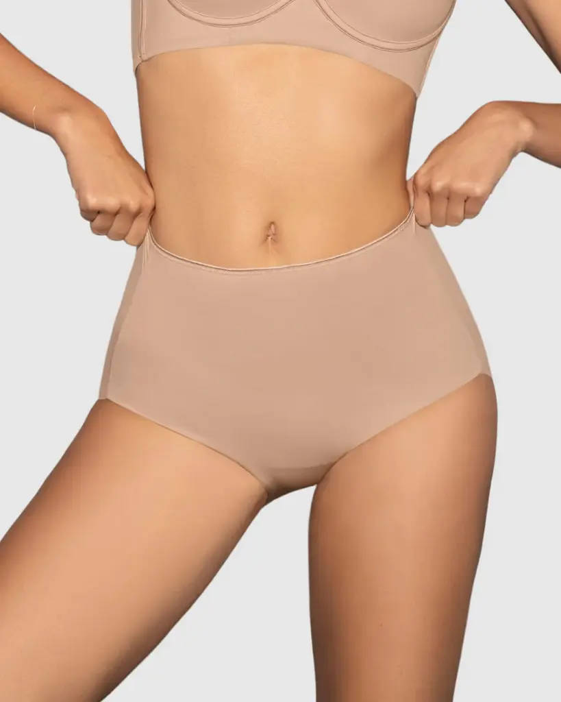 L12949 Panty clásico invisible
