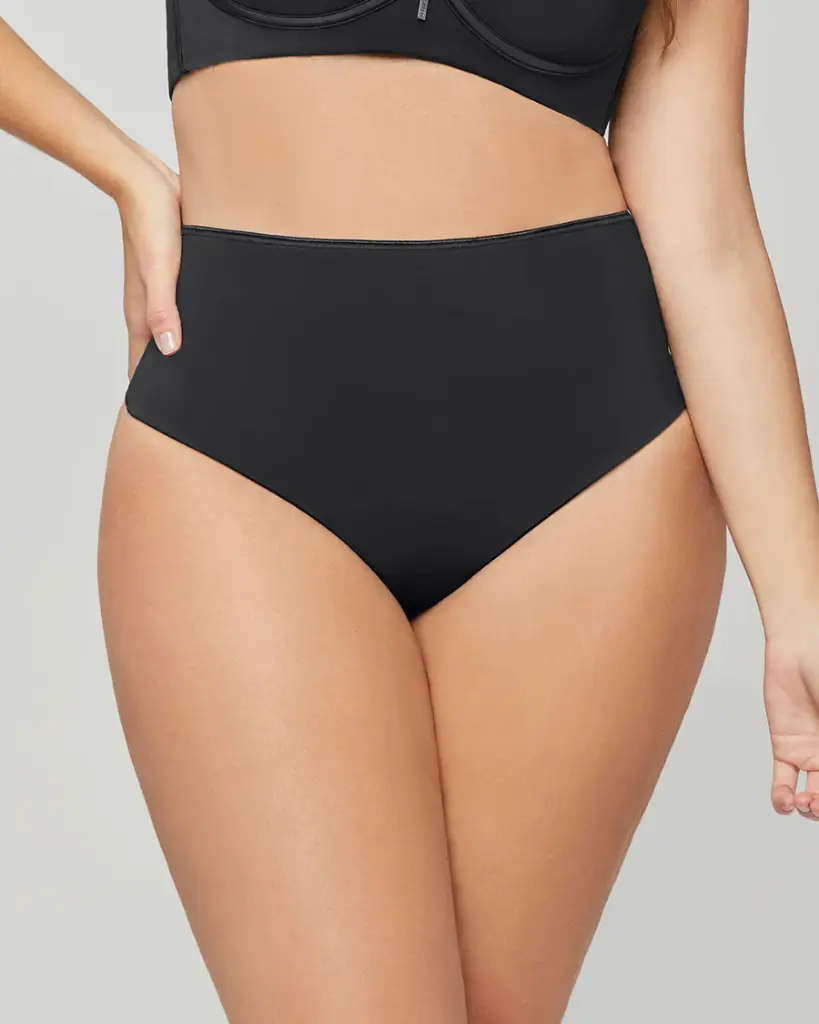 Panty faja brasilera