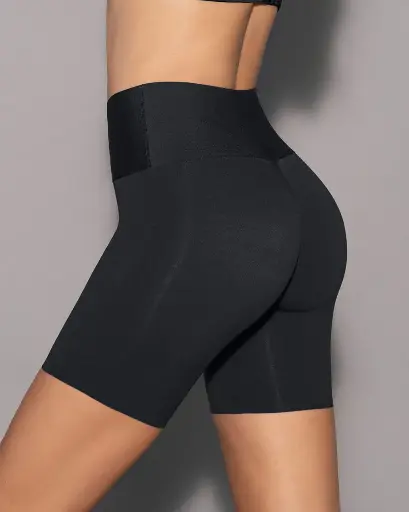 Short control moderado aspecto invisible
